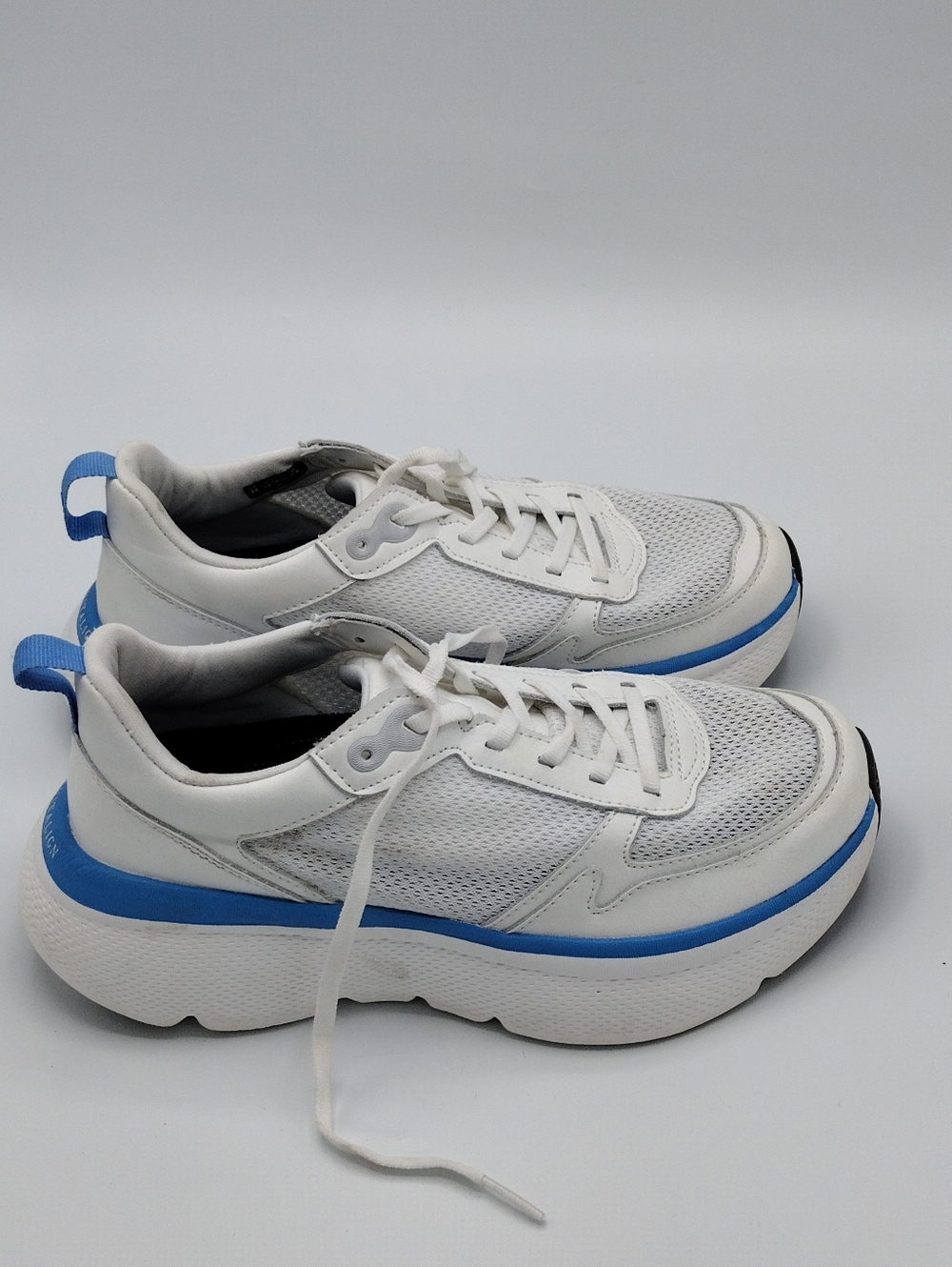 Revitalign Women's Orthotic Shoe LaceUp Athletic Sneaker Clio White Size 8 Great